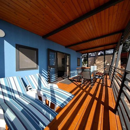 Mobile Home Safir Biograd Na Moru Buitenkant foto