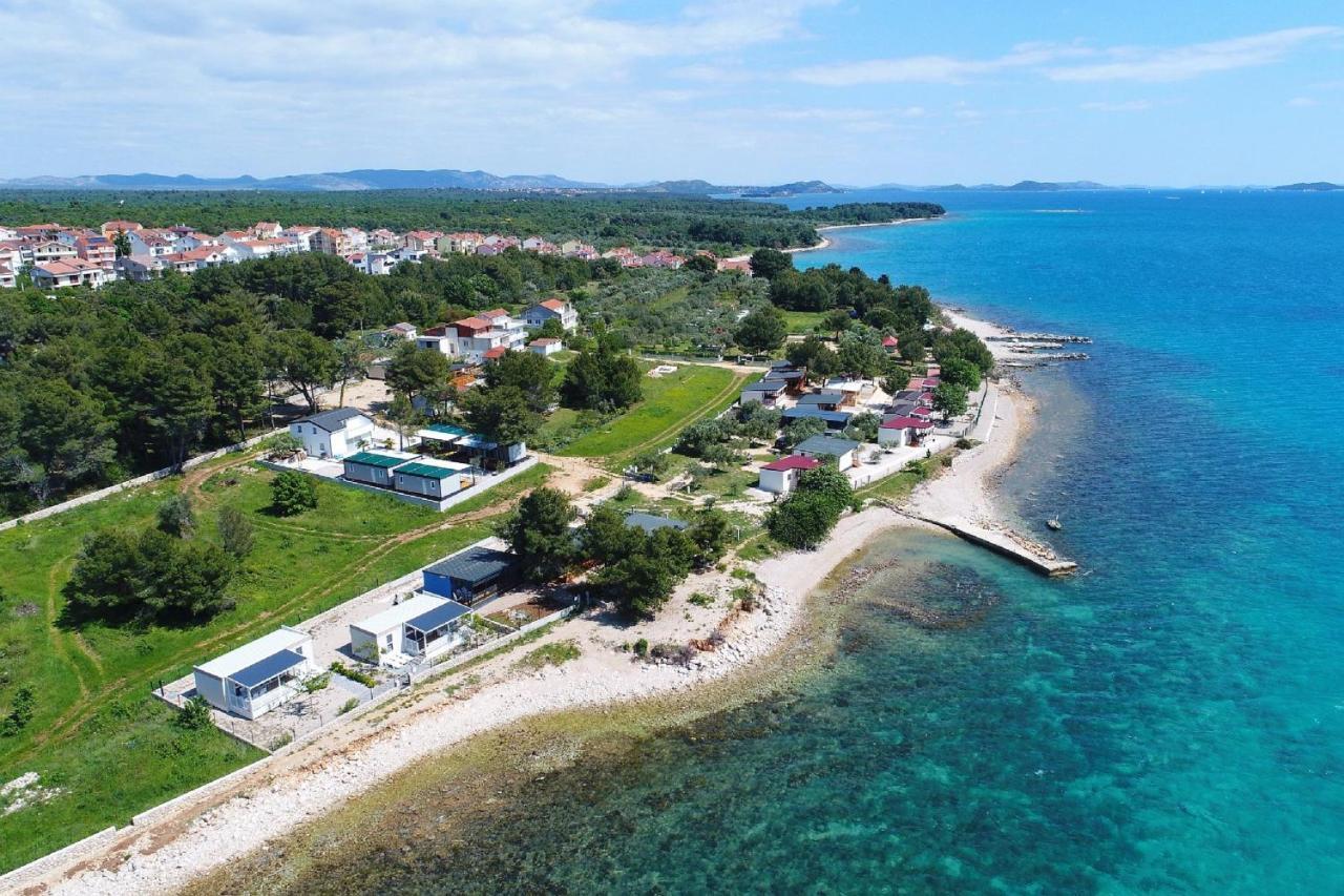 Mobile Home Safir Biograd Na Moru Buitenkant foto